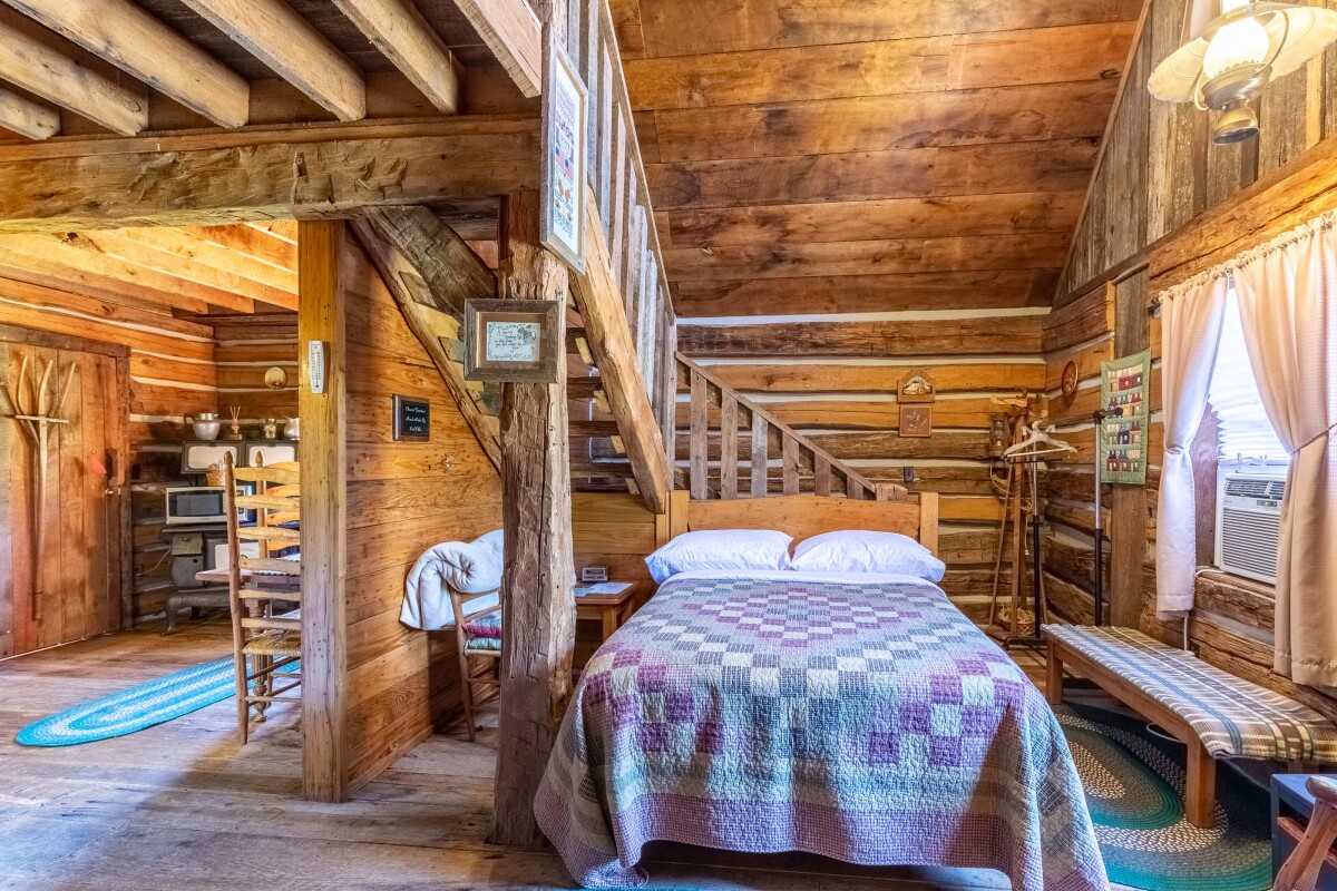 Chestnut Cabin