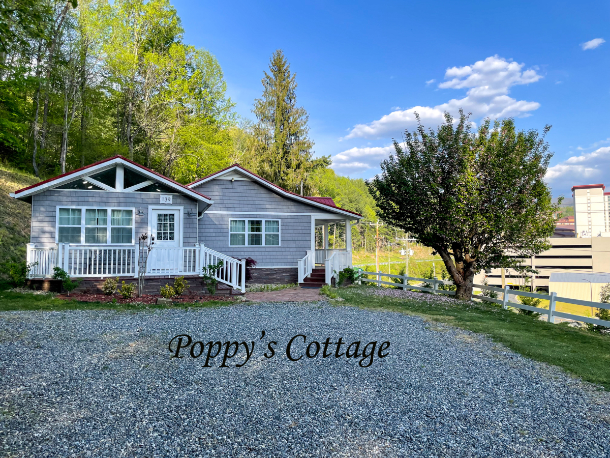 Poppy's Cottage